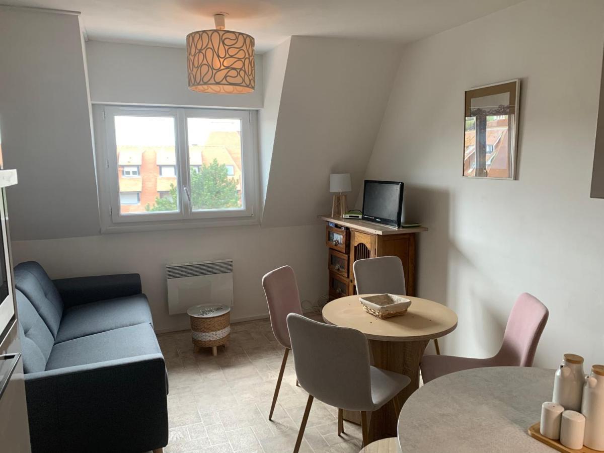Petit Appartement Cosy Villers-sur-Mer Bagian luar foto